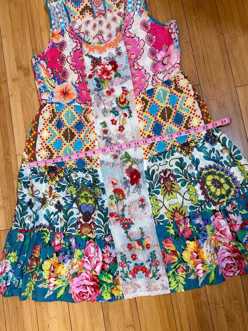 Johnny Was Sunshine Silk Embroidered Floral Dress Size S - Picture 12 of 15